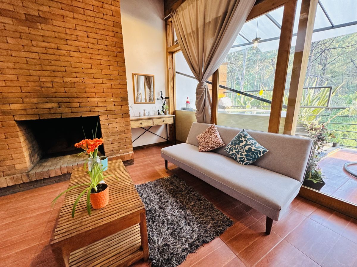 Suite Super VIP con chimenea y jacuzzi privado — Encino House, Avándaro